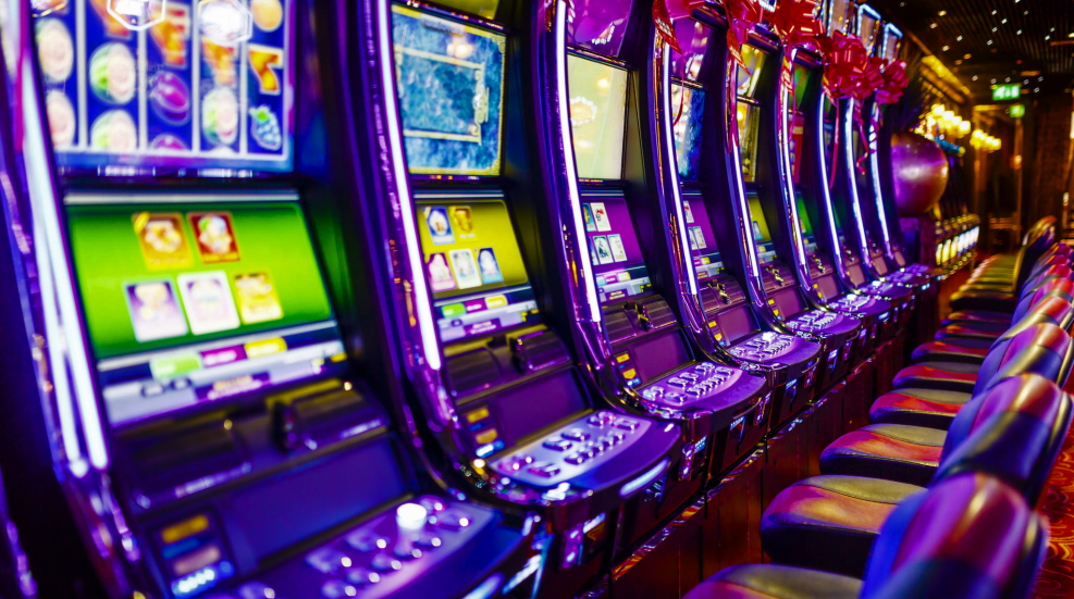 Slots vs online pokies in Australia - What is the difference?